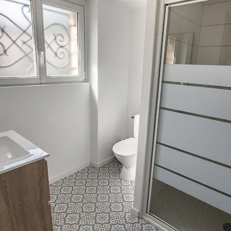 Maison Mylan, Simple And Practical! شوليه
