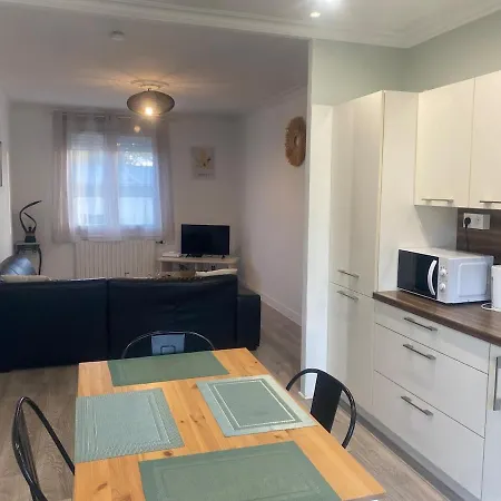 بيت للعطل Maison Mylan, Simple And Practical! شوليه